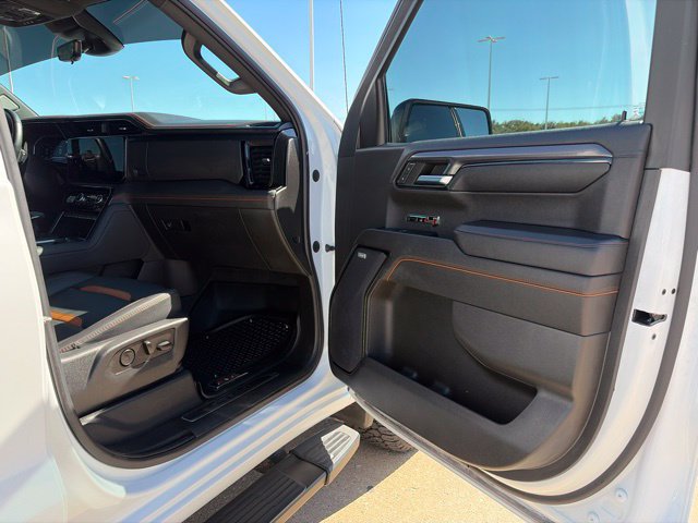 Used 2023 GMC Sierra 1500 AT4 w/ Technology Package AWD/4WD image 51