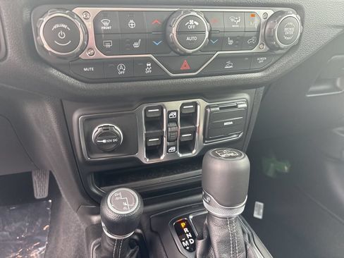 New 2026 Jeep Wrangler Unlimited Sport AWD/4WD image 21