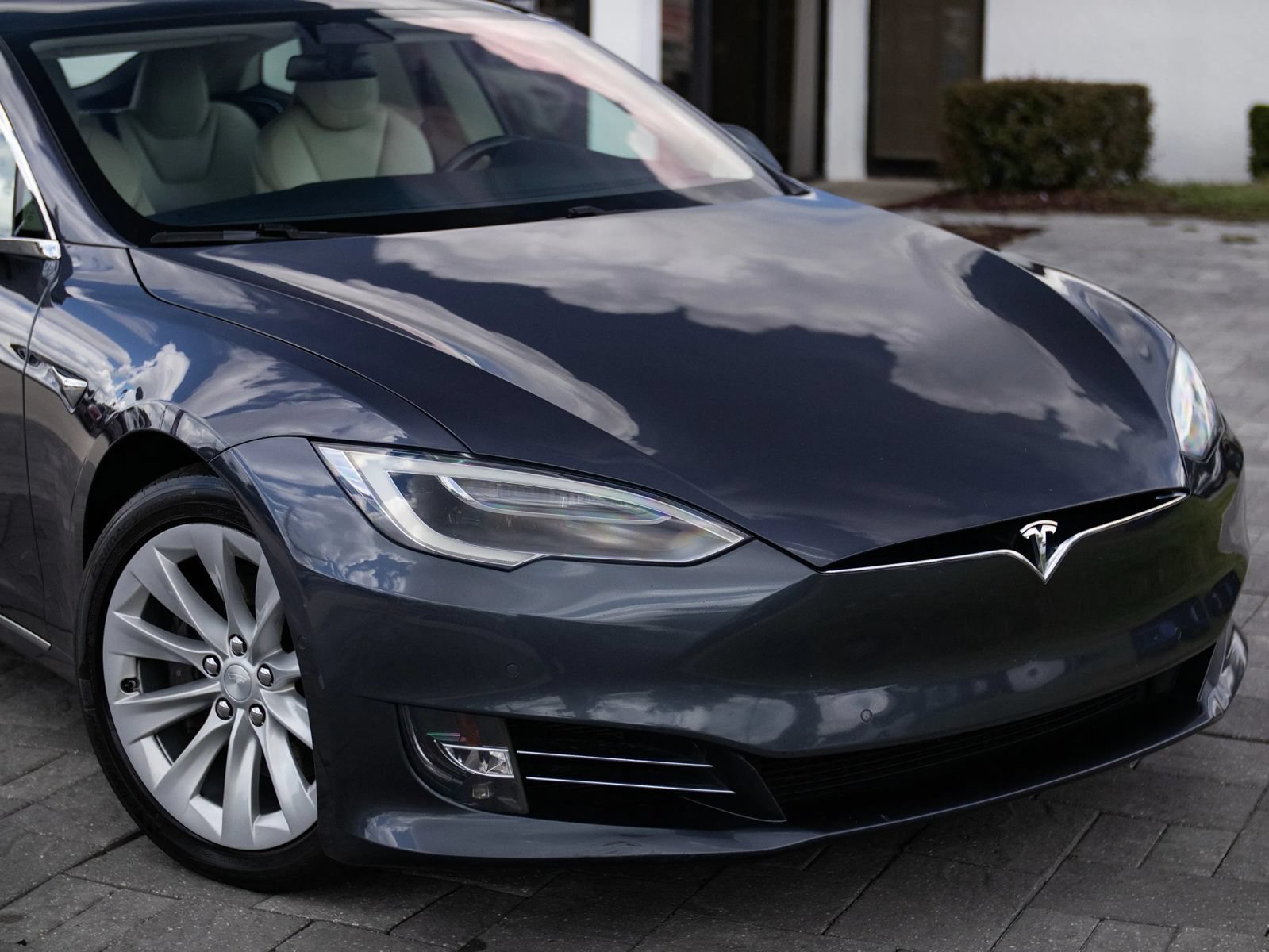 Used 2018 Tesla Model S 75D AWD/4WD image 3