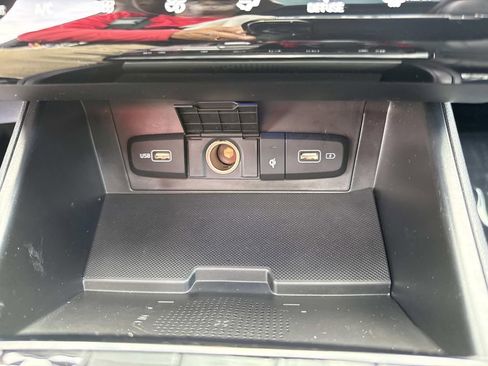 Used 2023 Hyundai Tucson Limited FWD image 30