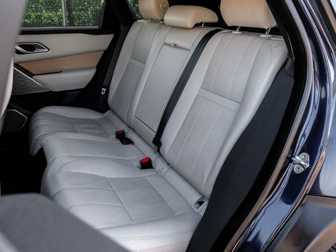 Used 2021 Land Rover Range Rover Velar R-Dynamic S image 45