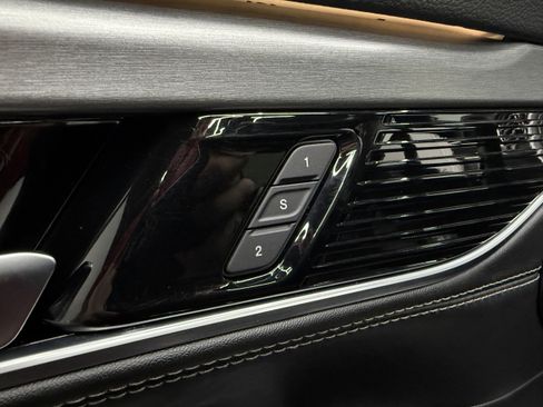 Used 2023 Jeep Wagoneer Series II AWD/4WD image 14