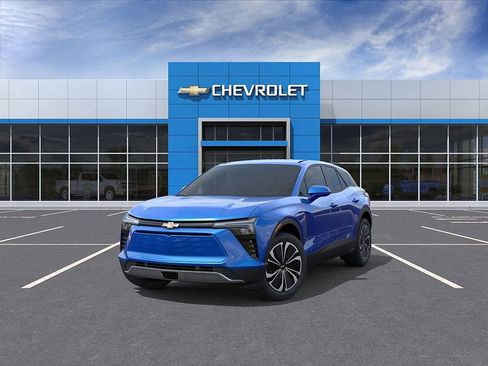 New 2026 Chevrolet Blazer EV LT image 9