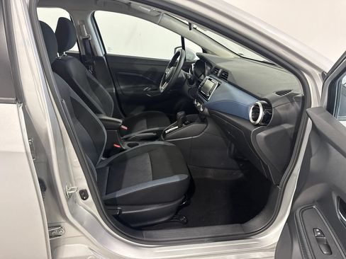 Used 2025 Nissan Versa SV FWD image 22