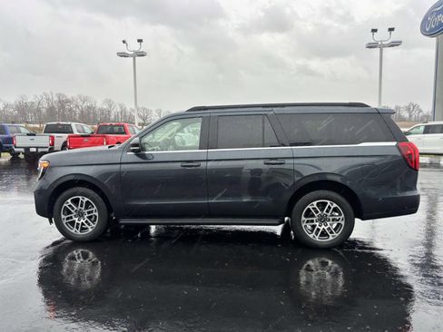 Used 2025 Ford Expedition Max Active image 5