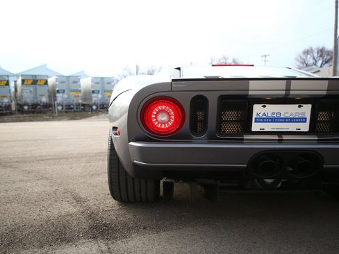 Used 2006 Ford GT image 21