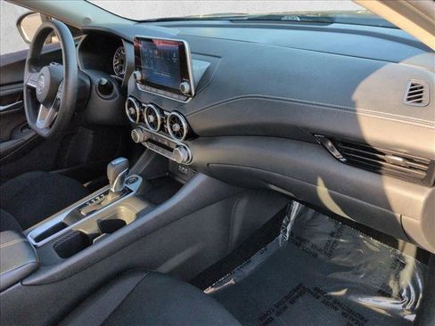 Used 2023 Nissan Sentra SV FWD image 21