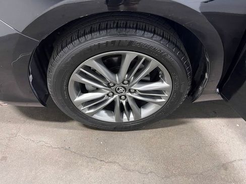 Used 2017 Toyota Camry SE FWD image 30