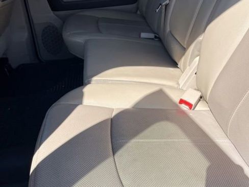 Used 2019 RAM 1500 Laramie w/ Convenience Group image 10