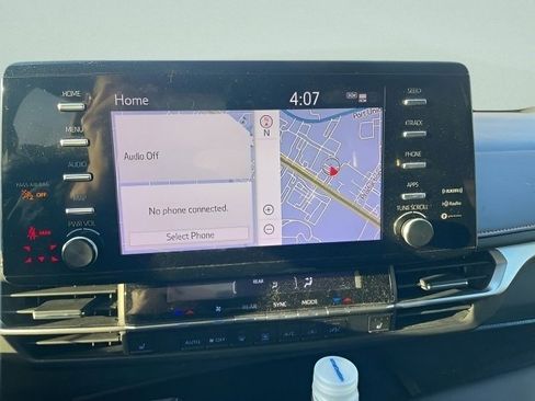 Used 2021 Toyota Sienna XSE image 22