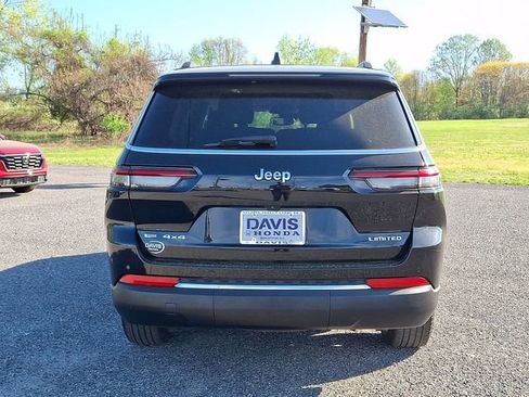 Used 2022 Jeep Grand Cherokee L Limited AWD/4WD image 5