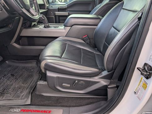 Used 2018 Ford F150 Raptor w/ Equipment Group 802A Luxury image 10