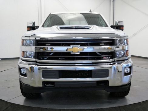 Used 2018 Chevrolet Silverado 2500 LTZ w/ Duramax Plus Package AWD/4WD image 2