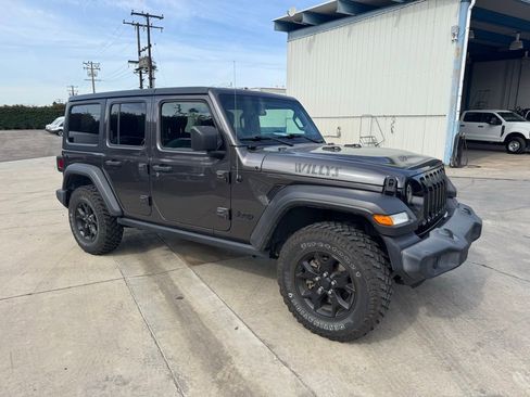 Used 2020 Jeep Wrangler Unlimited Sport image 4