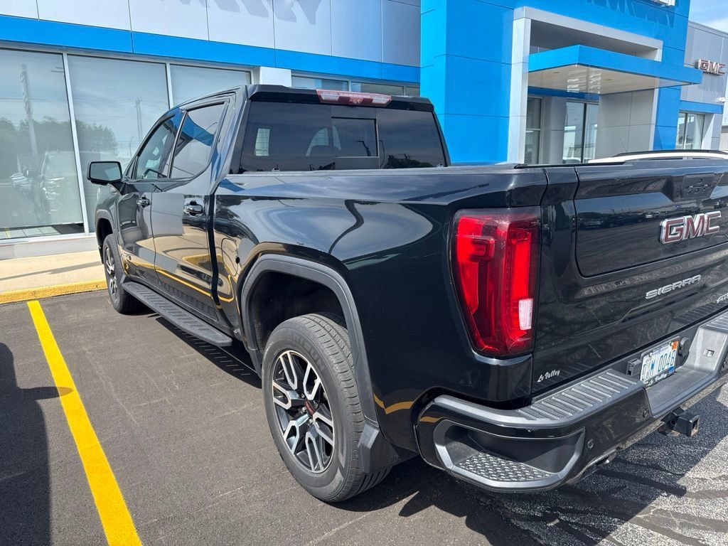 Used 2021 GMC Sierra 1500 AT4 w/ AT4 Premium Package AWD/4WD image 3