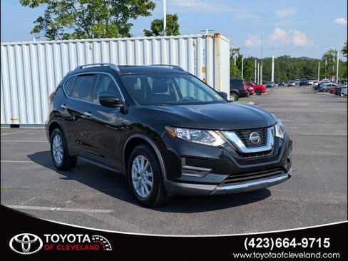 Used 2019 Nissan Rogue SV FWD image 1