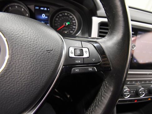 Used 2019 Volkswagen Atlas SE w/ Towing Package image 21