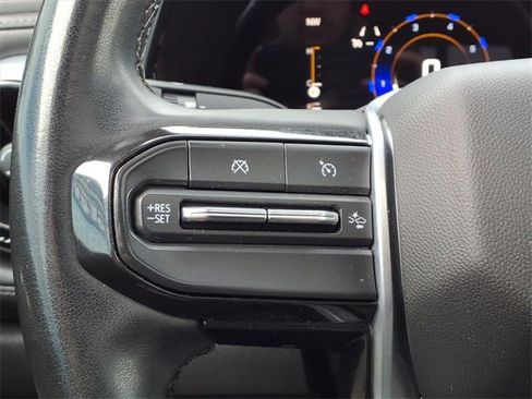 Used 2023 Chevrolet Colorado LT w/ LT Convenience Package II image 14