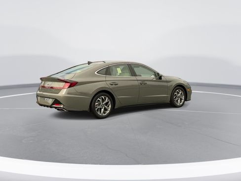 Used 2023 Hyundai Sonata SEL FWD image 9