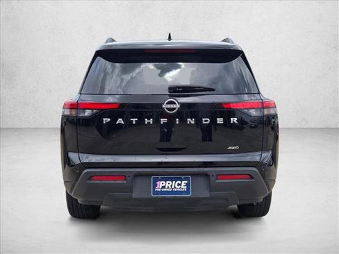 Used 2025 Nissan Pathfinder SV AWD/4WD image 6