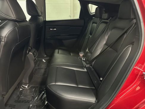 Used 2025 Nissan Murano SV AWD/4WD image 22