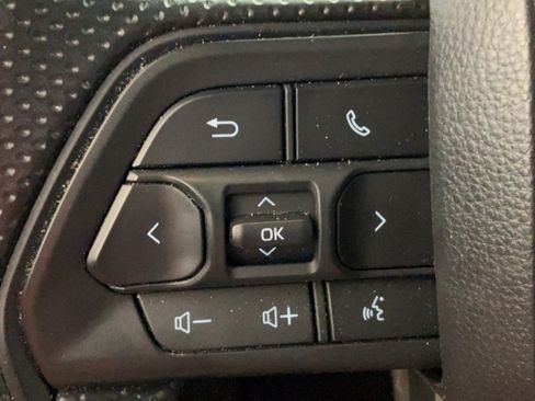 Used 2025 Toyota Tacoma SR RWD image 27