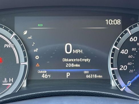 Used 2023 Toyota Highlander XLE image 10