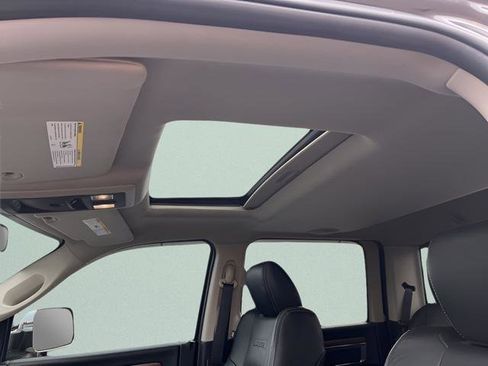 Used 2016 RAM 2500 Laramie image 9