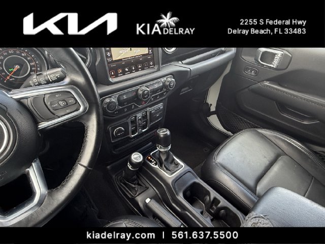 Used 2021 Jeep Wrangler Unlimited Sahara AWD/4WD image 27
