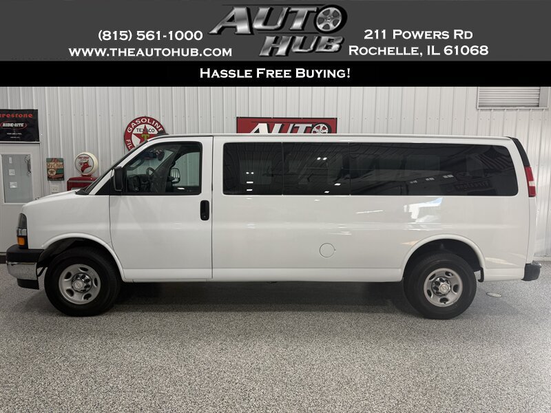 Used 2017 Chevrolet Express 3500 LT w/ LT Preferred Equipment Group RWD image 1