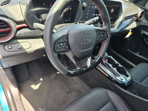 Used 2025 Chevrolet Trax RS w/ Driver Confidence Package FWD image 13