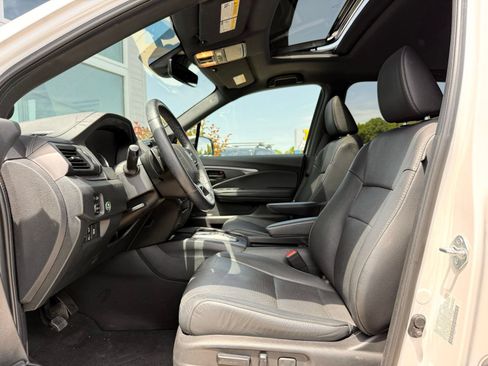 Used 2023 Honda Passport EX-L image 14
