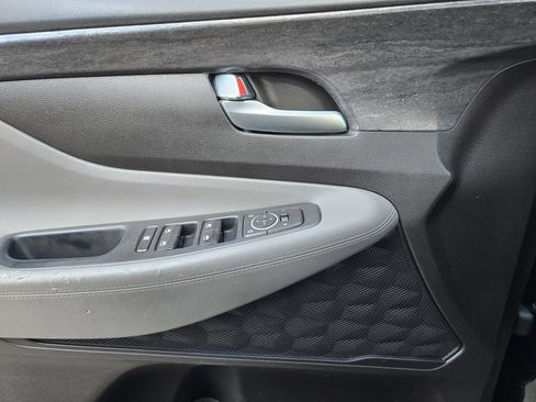 Used 2020 Hyundai Santa Fe SE FWD image 18