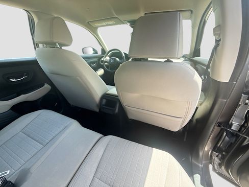 Used 2024 Honda HR-V LX image 28