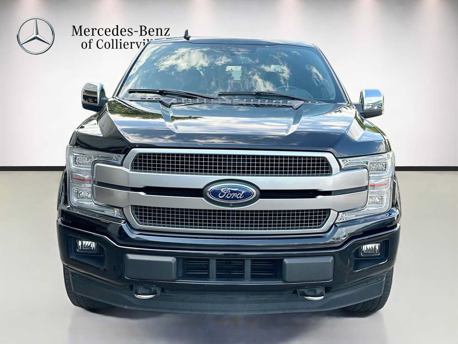 Used 2019 Ford F150 Platinum w/ Equipment Group 701A Luxury AWD/4WD image 2