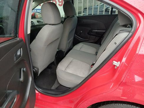Used 2018 Chevrolet Sonic LS FWD image 17