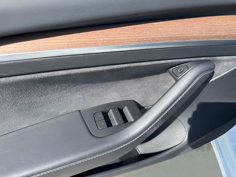 Used 2023 Tesla Model 3 Standard Range RWD image 28