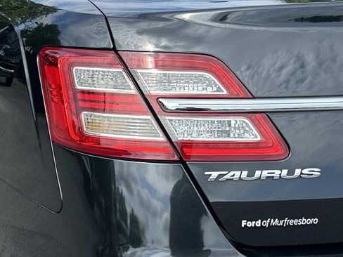 Used 2015 Ford Taurus Limited AWD/4WD image 11