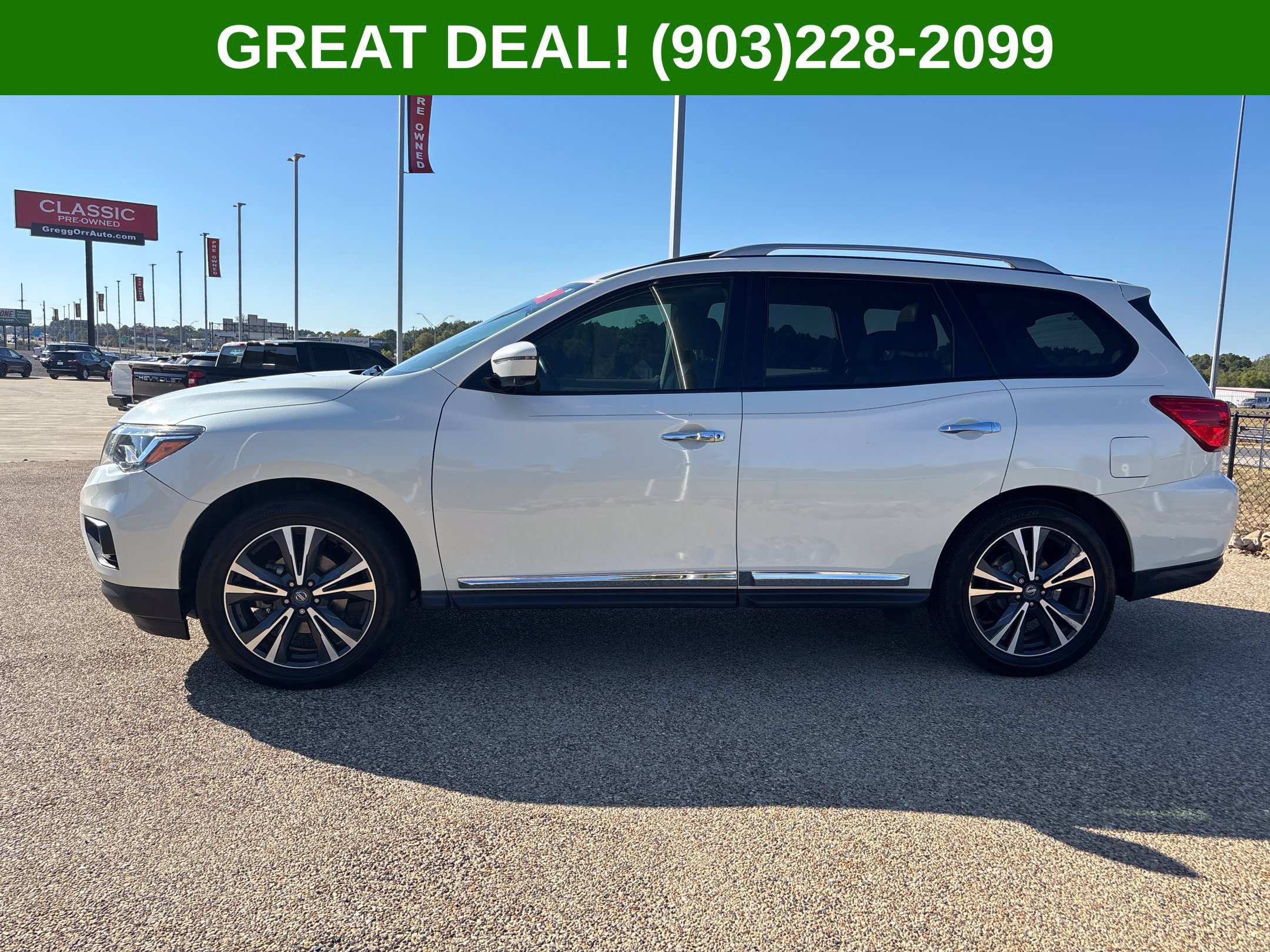 Used 2019 Nissan Pathfinder Platinum FWD image 7
