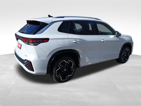 New 2026 Volkswagen Tiguan SEL R-Line image 5