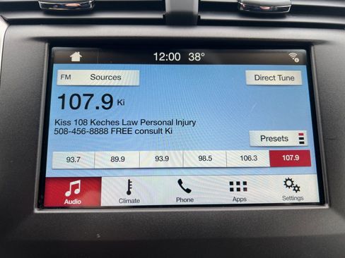 Used 2018 Ford Fusion SE w/ Fusion SE Technology Package image 25