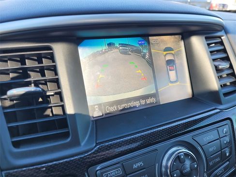 Used 2020 Nissan Pathfinder SL image 36