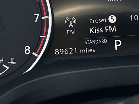 Used 2021 Nissan Rogue SV w/ Premium Package FWD image 43