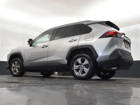 Used 2024 Toyota RAV4 XLE FWD image 12