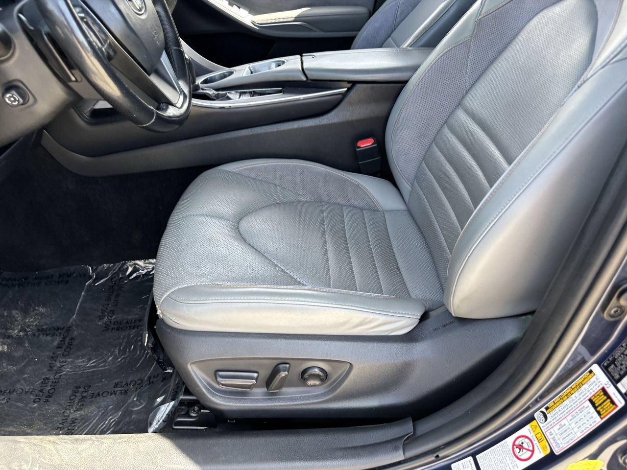 Used 2019 Toyota Avalon Touring w/ Advanced Safety Package FWD image 18