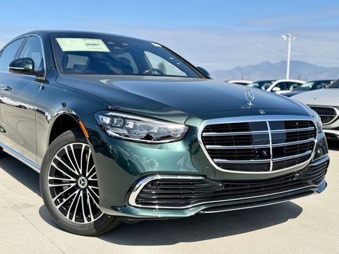 New 2026 Mercedes-Benz S 580 4MATIC Sedan image 3