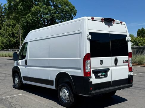 Used 2020 RAM ProMaster 1500 FWD image 4
