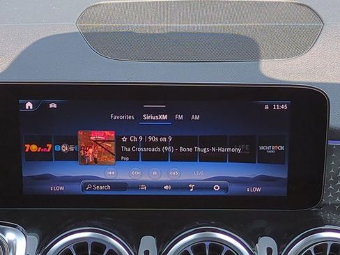 Used 2026 Mercedes-Benz GLB 250 4MATIC image 18