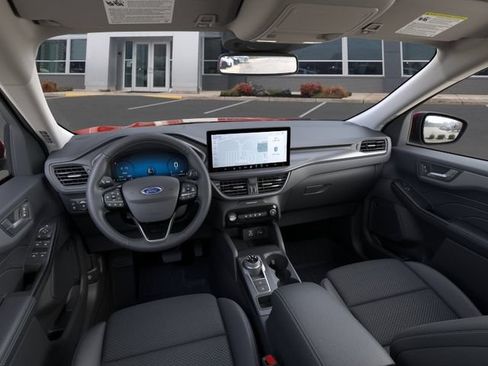 Used 2025 Ford Escape SE w/ Class II Trailer Tow Package FWD image 9