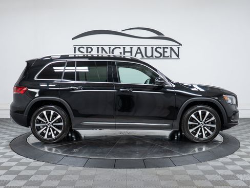 Used 2022 Mercedes-Benz GLB 250 4MATIC image 4